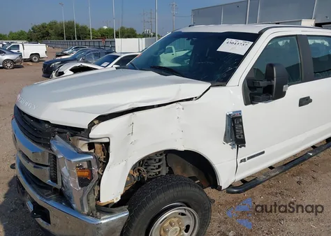2018 Ford F-250 Xl z USA, uszkodzony, nr VIN 1FT7W2BT5JEC78221